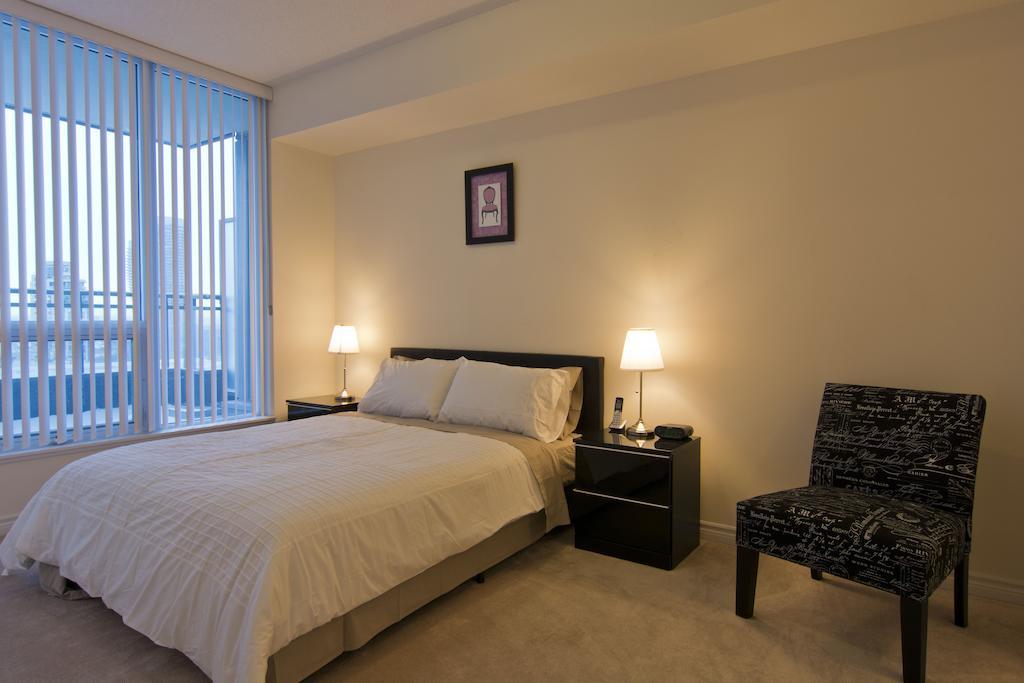 Maplewood Furnished Suites Mississauga Eksteriør bilde