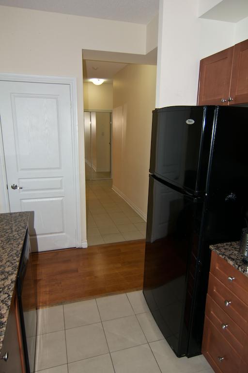 Maplewood Furnished Suites Mississauga Eksteriør bilde